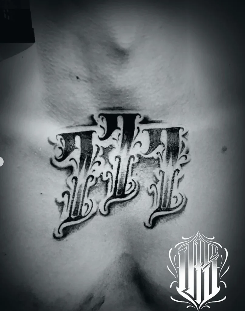 Tatuaje lettering realizado en INKUBUS tattoo en Gines Sevilla Aljarafe