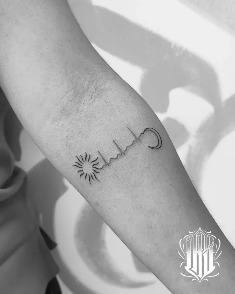 Tatuaje fineline realizado en inkubus tattoo, Gines, Sevilla.