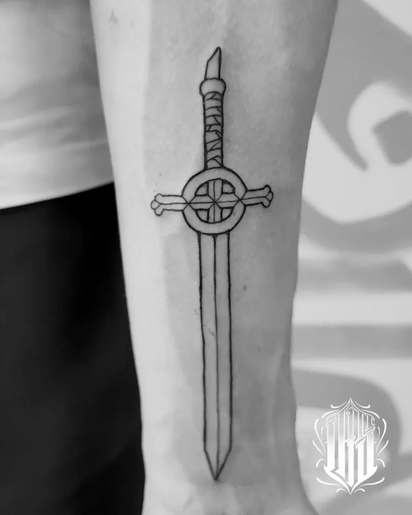 Tatuaje fineline realizado en inkubus tattoo, Gines, Sevilla.